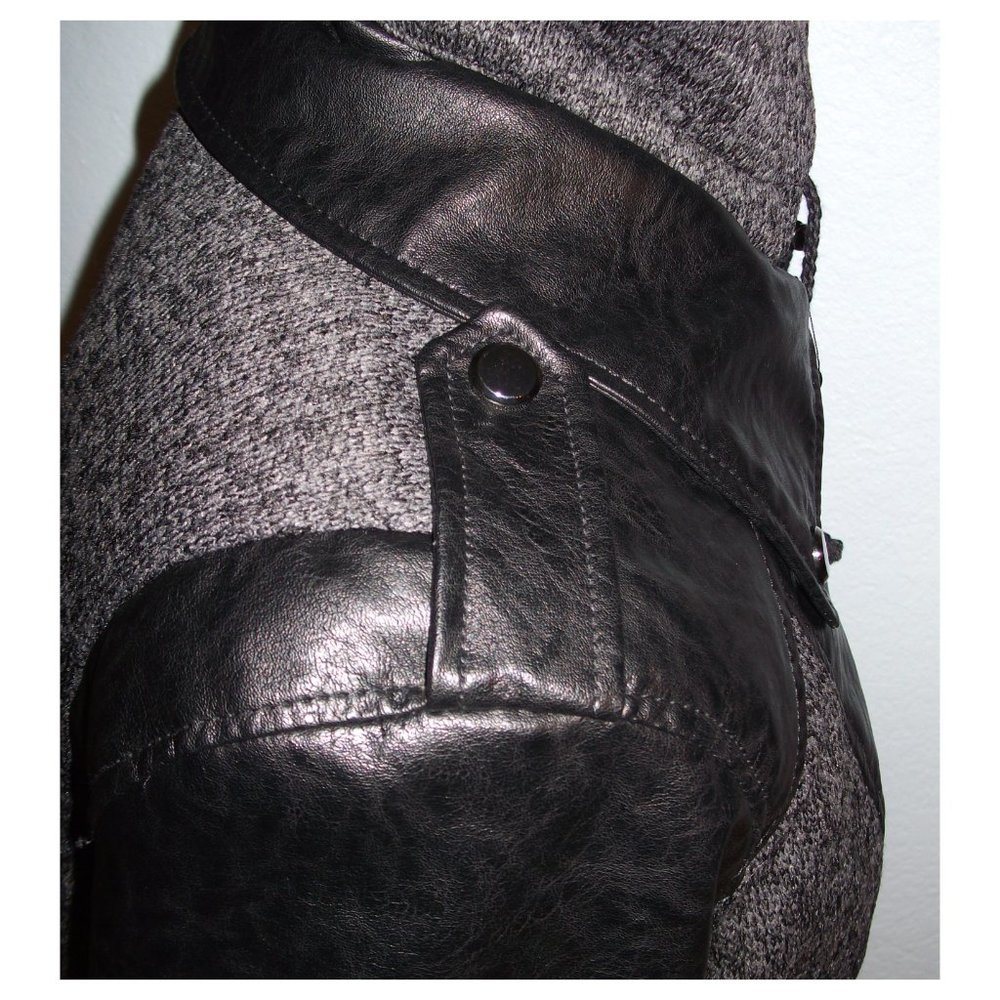Triple Star Size XL Black Buckle Moto Jacket - Picture 13 of 16